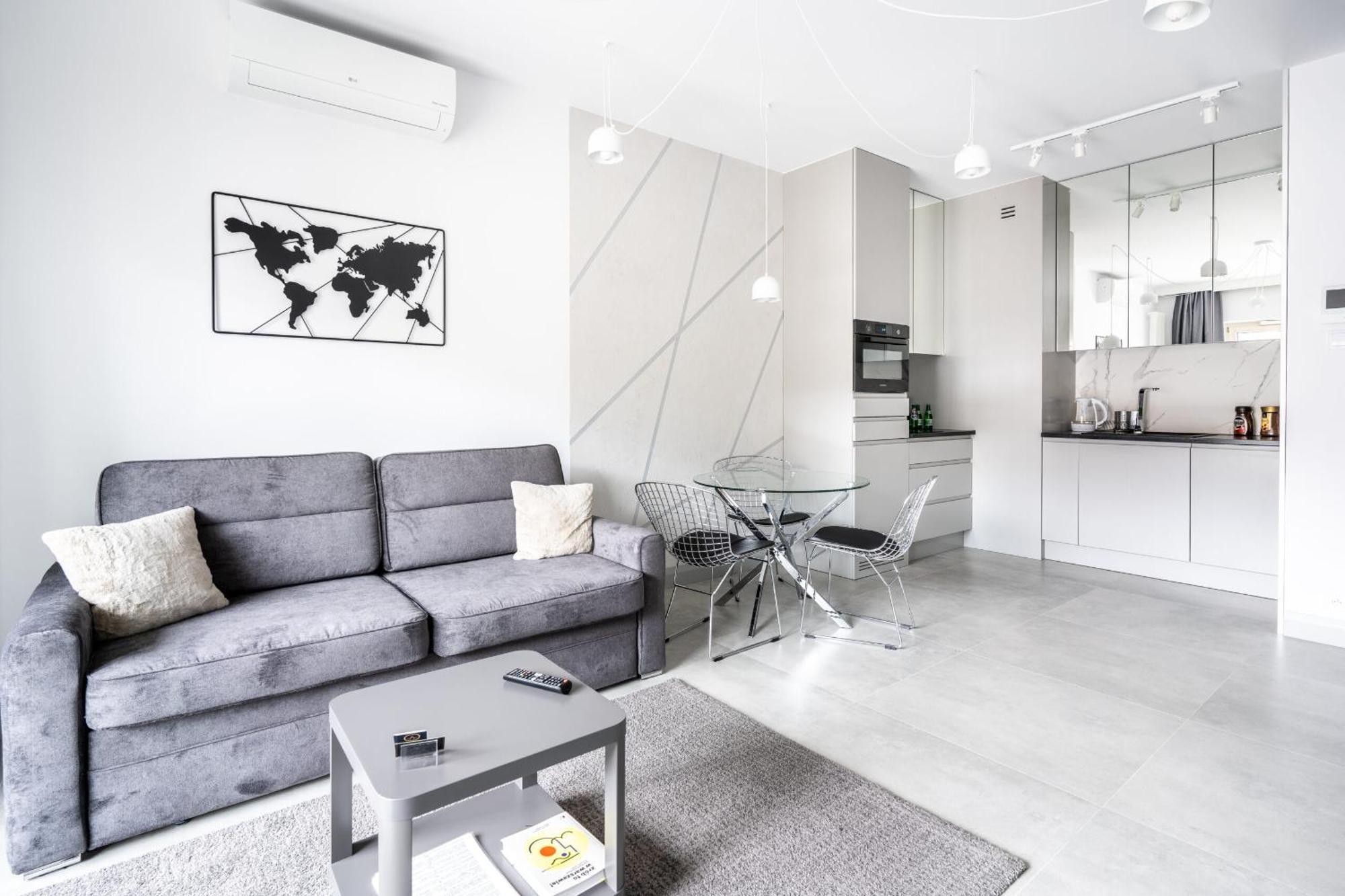 Vipwarsawapartments Diamond Mennica Residence Bagian luar foto