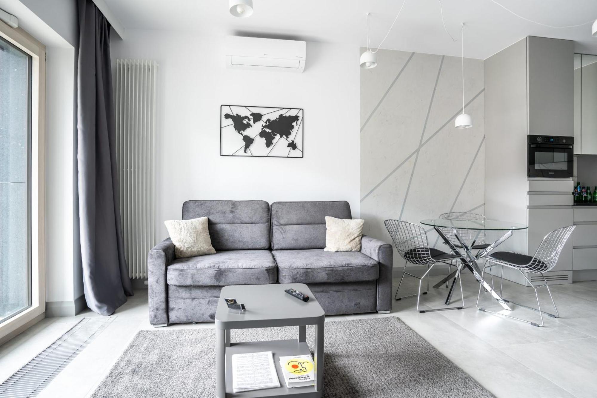 Vipwarsawapartments Diamond Mennica Residence Bagian luar foto