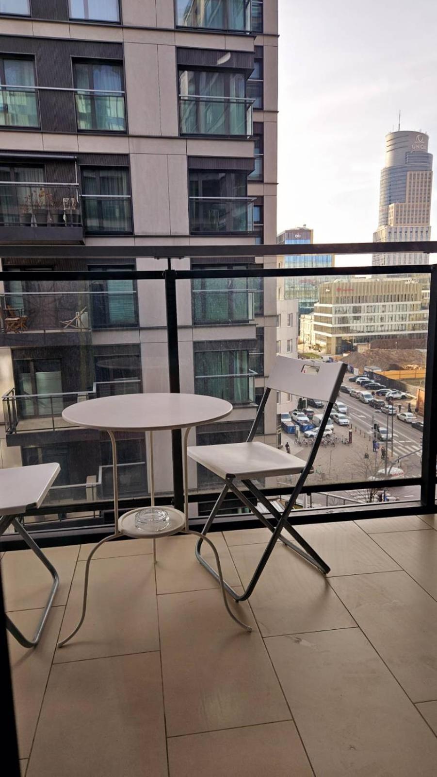 Vipwarsawapartments Diamond Mennica Residence Bagian luar foto