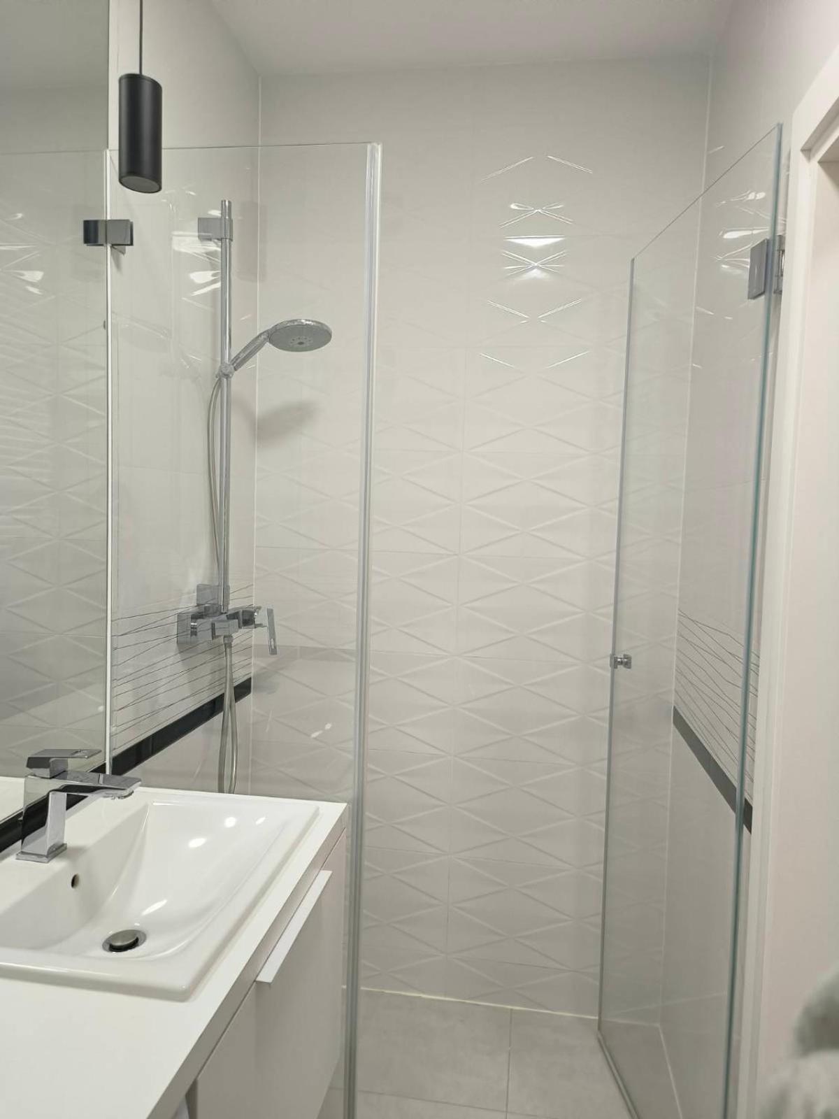 Vipwarsawapartments Diamond Mennica Residence Bagian luar foto