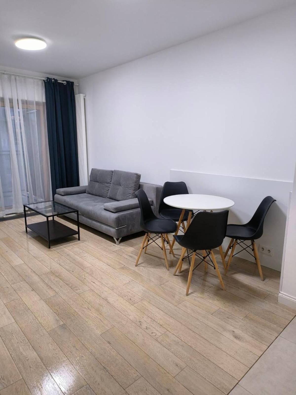 Vipwarsawapartments Diamond Mennica Residence Bagian luar foto